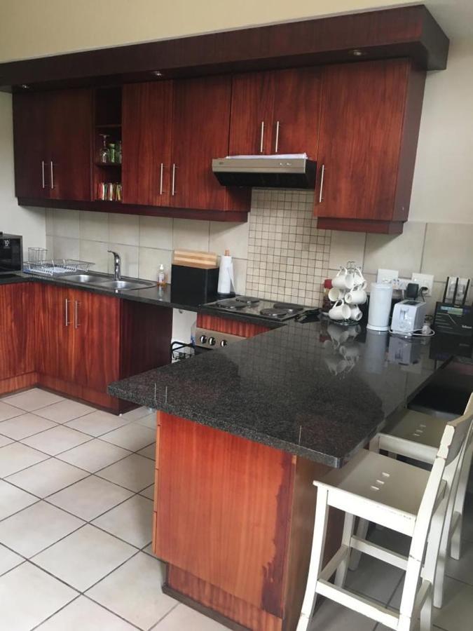 Oyster Walk On Main Apartment Knysna Exterior foto